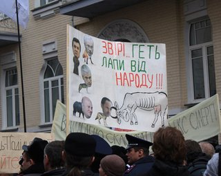Предприниматели с Майдана пошли агитировать на киевские рынки