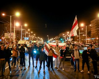 Ночь водометов и насилия: как подавляли протесты в Беларуси после тайной инаугурации Александра Лукашенко
