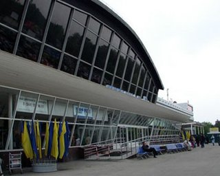 До полудня аэропорт Борисполь приостановил работу