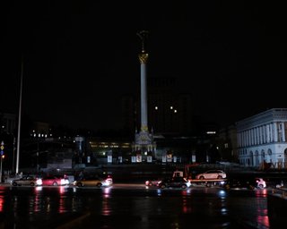 Графіки відключення світла на 20 листопада: хто сидітиме без електрики по сім годин