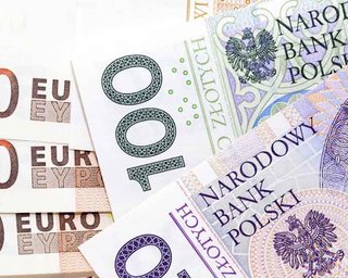Разница с Украиной почти 48,5 тысячи: Польша утвердила минимальную зарплату на 2027 год