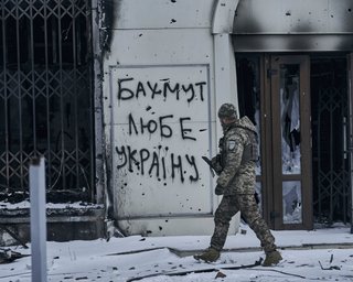 "Здесь минута равняется годам": бойцы ТРО ВСУ показали бои за Бахмут (видео)
