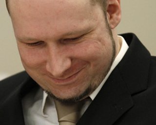 Брейвик сказал последнее слово в суде. Родственники жертв назвали процесс "адом"