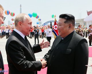 Путин консультировался у Ким Чен Ына накануне саммита с Трампом