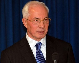 Азаров: Власть нам нужна не ради самой власти