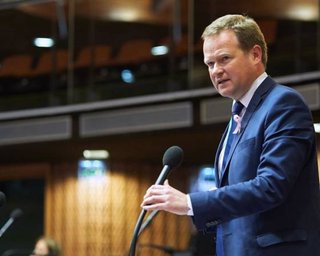 Хто говорить від імені Німеччини: незручна біографія Франка Швабе