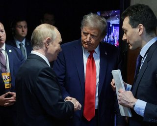 "Путін відчуває тиск": Трамп заявив, що в Кремлі хочуть завершити війну