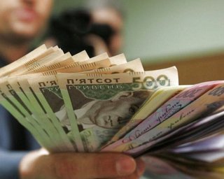 Мінімальна зарплата зросте швидше за ціни: коли українцям обіцяють підвищення