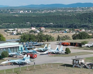 Атаки авиабаз в Крыму: ВС РФ перемещает авиацию подальше от границ с Украиной, — ГУР МО
