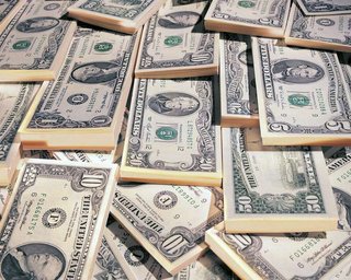 Курс доллара на межбанке вырос до 19 гривен