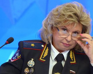 Российский омбудсмен назвала голодовку Сенцова "лечебным голоданием"