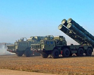 Ранковий обстріл столиці: ЗС РФ атакували Київ ракетами С-400, — Залужний