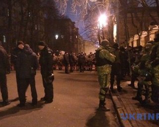 Протестующие ушли от Администрации президента, акция была мирной