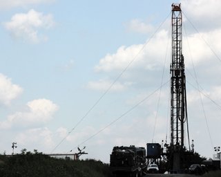 Украина подписала соглашение с Chevron о добыче сланцевого газа