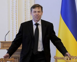 Янукович и Азаров в растерянности, - Соболев