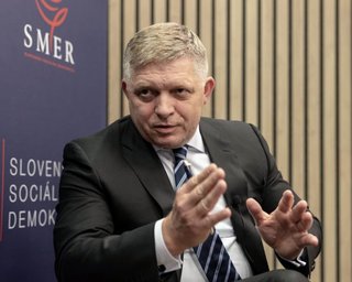 Премьер-министра Роберта Фицо выписали из больницы: будет лечиться дома