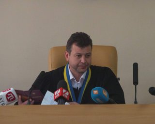 Дело Порошенко рассматривает судья, назначенный на должность указом самого пятого президента