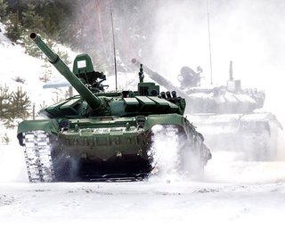 "Знищили консерву": бійці НГУ підірвали дроном танк ЗС РФ за $2,2 млн (відео)