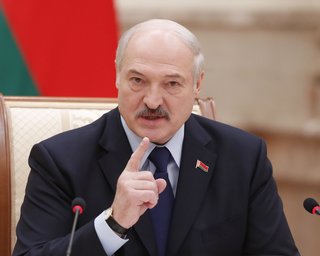 Лукашенко обвинил Украину во вмешательстве в ситуацию в Беларуси