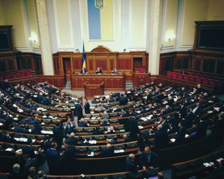 Рада провалила голосование за отставку правительства Азарова