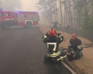 Пожар в Луганской области имеет два очага, – ГСЧС