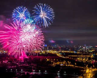 Москва святкує 875-річчя феєрверками на тлі розгрому ЗС РФ під Харковом