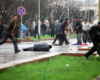 В Киргизстане - день траура по жертвам беспорядков
