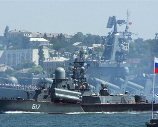 Российский флот ударил крылатыми ракетами по "столице" ИГИЛ в Сирии