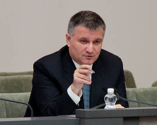 Аваков о подкупе избирателей: До второго тура дело дойдет до объявления виновным подозрения