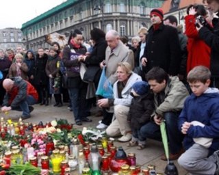 Польша почтит память погибших под Смоленском молчанием