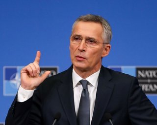 Украинские войска успешно вытесняют российский флот из Крыма, — Столтенберг