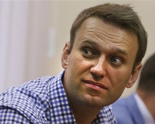 Навального спонсируют иностранцы - Генпрокуратура РФ