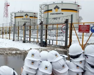 Отсрочка закончилась: США возобновили санкции против российской нефти, — Politico