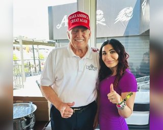 Приїхала викривати Україну, але була здивована: соратниця Трампа зробила гучне зізнання (фото)