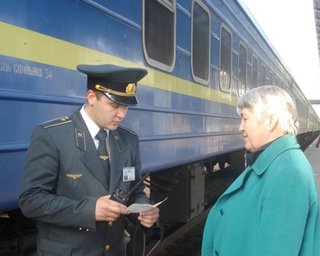 Укрзалізниця запустит на Пасху пять дополнительных поездов 
