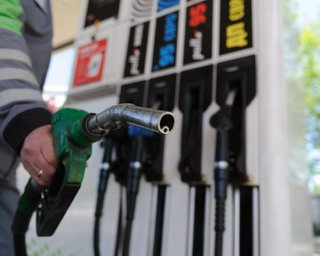 Підвищення цін на пальне в Україні має ознаки картельної змови, — економіст (відео)