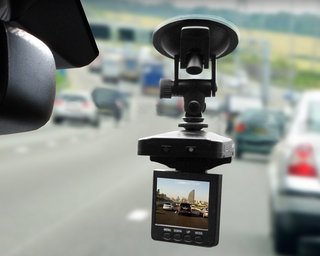 Видеорегистраторы в Украине теперь вне закона: названа причина