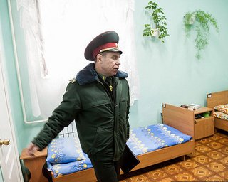 Начальник колонии: Холодильник Тимошенко забит едой