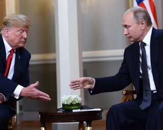 Україна без НАТО та окупованих територій: Трамп думає над угодою з Путіним, — Politico