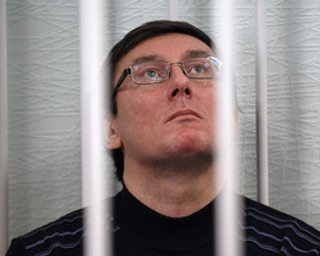 Состояние здоровья Луценко усугубилось - защита экс-министра