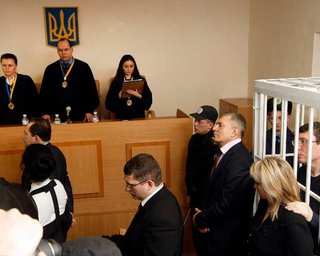 Печерский суд начал допрос Юрия Луценко