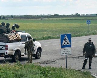 "Пробираються, скупчуються й пробують штурмувати": аналітик про тактику росіян на Донбасі