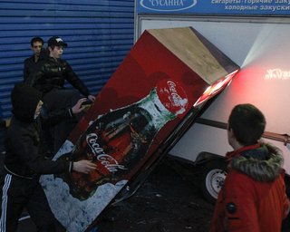 Здесь жить просто нельзя. Убийство на окраине Москвы спровоцировало этнические погромы, - Reuters