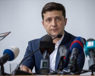 Не вижу смысла продолжать разговор: Зеленский больше не будет просить Парубия созвать заседание Рады