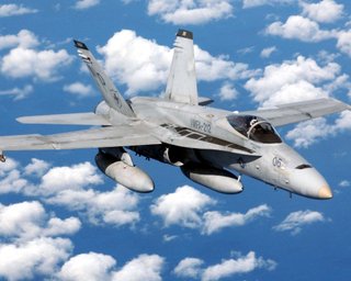 Появились кадры удара F/A-18 Кувейта по трем F-15 США: в чем уникальность атаки (видео)