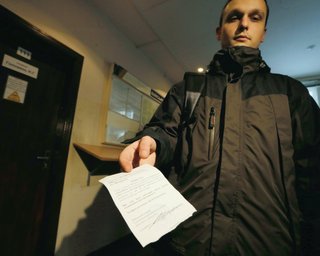 В Полтаве осудили украинца за выписанные самому себе повестки: что произошло