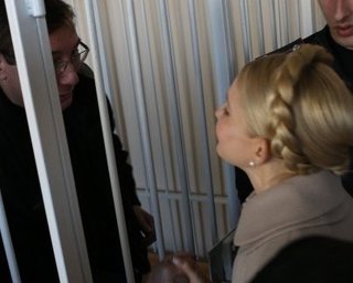 Тимошенко завидует Луценко, у которого "лучший пиар"