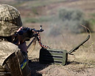 Прогризаємо оборону окупантів: боєць ЗСУ розповів про ситуацію під Бахмутом (карта)