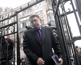 Я лечу в Брюссель для открытия второго фронта против мафии в Украине, - Мельниченко