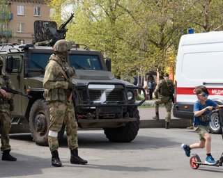 Загроза на ЗАЕС: у Мелітополь привезли 10 хімлабораторій, щоб врятувати росіян (відео)